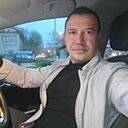 Знакомства: Iulian, 47 лет, București