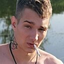 Знакомства: Денис, 32 года, Ульяновск