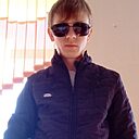 Знакомства: Вадим, 28 лет, Караганда