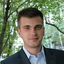 Знакомства: Максим, 32 года, Логойск