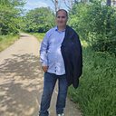 Знакомства: Ionuț, 34 года, Urziceni