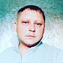 Знакомства: Юрик, 40 лет, Пинск