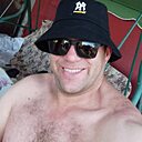 Знакомства: Максим, 41 год, Новокузнецк