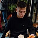 Знакомства: Денис, 23 года, Воронеж