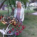 Знакомства: Лара, 49 лет, Псков