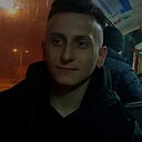 Знакомства: Илья, 22 года, Молодечно
