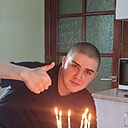 Знакомства: Егор, 19 лет, Марьина Горка