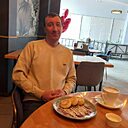 Знакомства: Олег, 45 лет, Комсомольск-на-Амуре