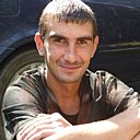 Знакомства: Виктор, 36 лет, Несвиж