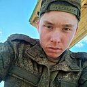 Знакомства: Grisha, 25 лет, Валуйки