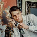 Знакомства: Максим, 20 лет, Москва