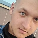 Знакомства: Виталий, 24 года, Старый Оскол