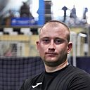 Знакомства: Кирилл, 28 лет, Северск