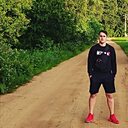 Знакомства: Илья, 25 лет, Кобрин