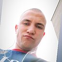 Знакомства: Виктор, 29 лет, Губкинский