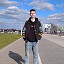 Знакомства: Илья, 21 год, Витебск