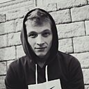 Знакомства: Максим, 31 год, Черепаново