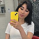 Знакомства: Жанара, 27 лет, Караганда