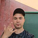 Знакомства: Максим Чернаков, 26 лет, Саргатское