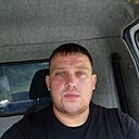 Знакомства: Андрей, 32 года, Венев