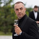 Знакомства: Макс, 35 лет, Нижнекамск