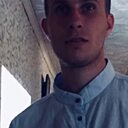 Знакомства: Максим, 33 года, Фролово