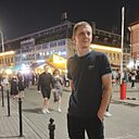 Знакомства: Вадим, 32 года, Слоним