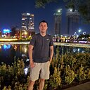 Знакомства: Радмир, 32 года, Лениногорск