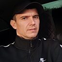 Знакомства: Илья, 33 года, Абинск