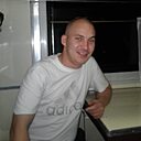 Знакомства: Виталий, 37 лет, Северо-Енисейский