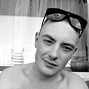 Знакомства: Кирилл, 25 лет, Омск