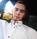 Знакомства: Максим, 27 лет, Ульяновск