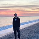 Знакомства: Валик, 31 год, Симферополь