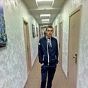 Знакомства: Максим, 30 лет, Губкин