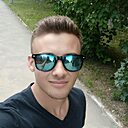 Знакомства: Кирилл, 23 года, Юрга
