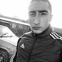Знакомства: Артëм, 22 года, Москва
