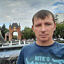 Знакомства: Антон, 32 года, Орел