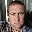 Знакомства: Александр, 39 лет, Довольное