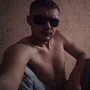 Знакомства: Максим, 34 года, Элиста