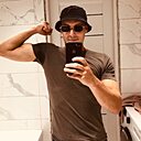 Знакомства: Ілля, 25 лет, Киев