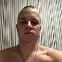 Знакомства: Антон, 26 лет, Пермь