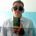 Знакомства: Александр, 23 года, Свободный