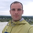 Знакомства: Виталя, 35 лет, Комарин