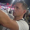 Знакомства: Александр, 40 лет, Белово