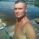 Знакомства: Данил, 33 года, Вятские Поляны