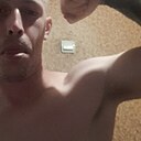 Знакомства: Иван, 33 года, Мариуполь