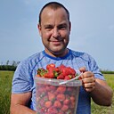 Знакомства: Антон, 42 года, Динская