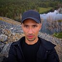 Знакомства: Артем Захаров, 34 года, Ачинск