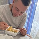 Знакомства: Макс, 27 лет, Свободный