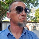 Знакомства: Виктор, 52 года, Симферополь